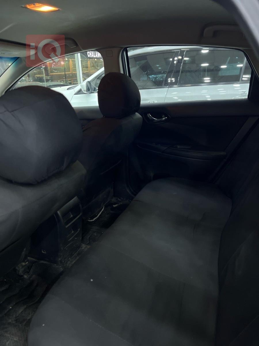 نيسان سنترا